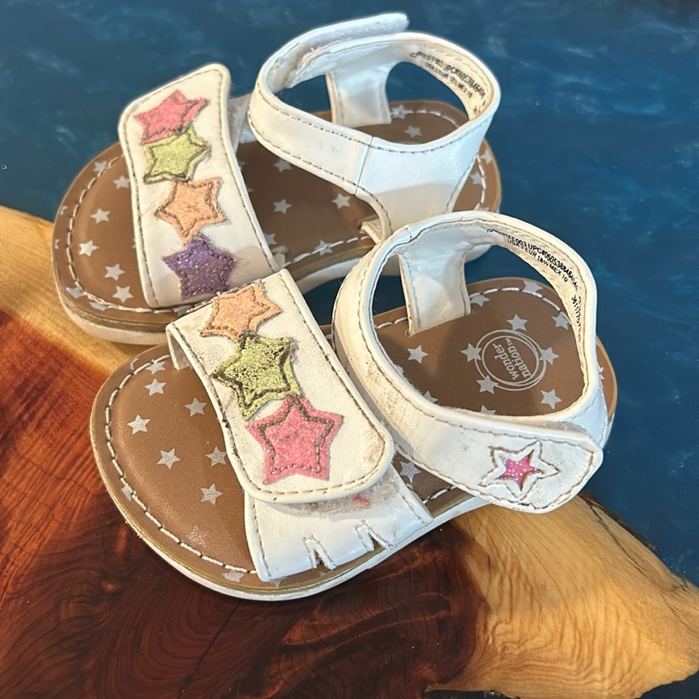 ⭐️ Star strap sandals